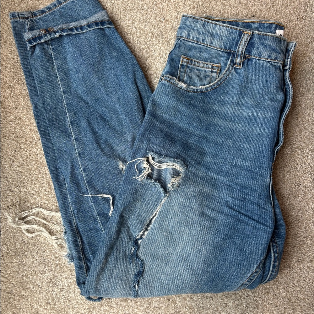Zara Women's Blue Distressed Jeans